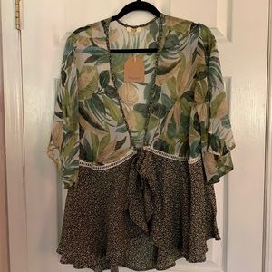 NWT tropical shirt/cardigan